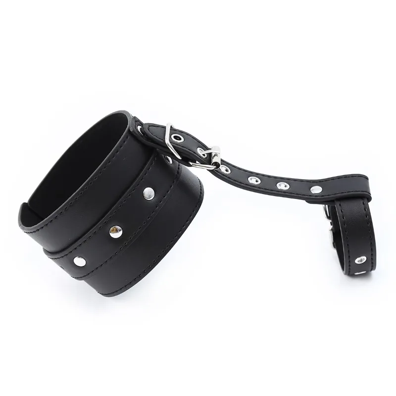 

toys Black leather hand and ankle cuffs Thumb and toe restraint cuffs SM props Sex for both sexes sm essential