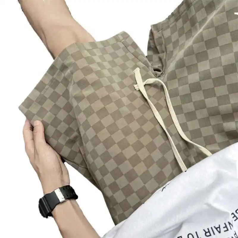 Рисунок 5 - Шорты с узором «шахматная доска»