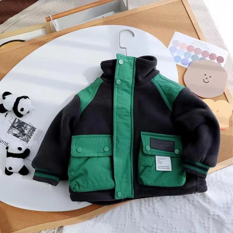 Autumn and Winter Children's Coat New Boys' Plush Thickened Shake Fleece Coat Winter Top Children's Warm Jacket