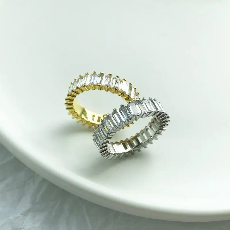 Knob스핀-2x4mm D VVS1 에메랄드 컷 전체 모사나이트 반지, 여성 남성  도금 18k 클래식 다이아몬드 이터니티 밴드