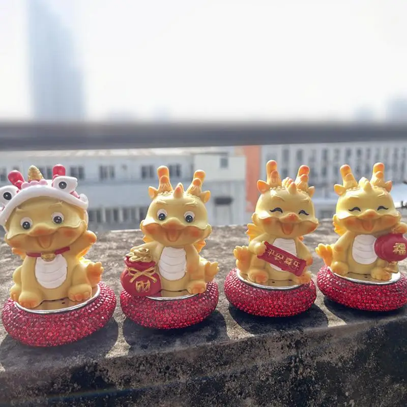 

Задний диффузор для автомобиля с изображением дракона на новый год 2024