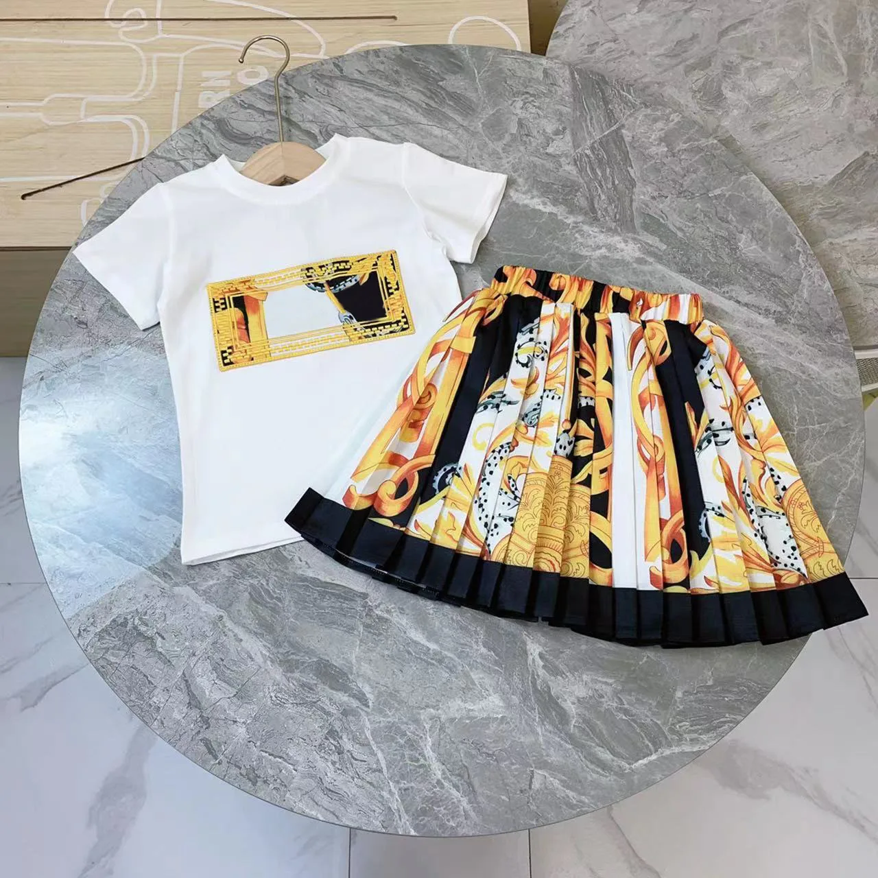 

Children's set summer girls' clothing pure cotton round neck pullover embroidered pattern top pleated skirt two-piece set