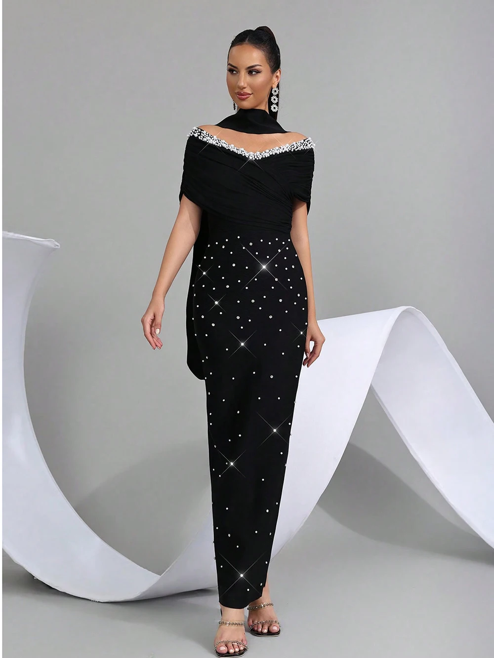 V-neck and empire waist detail