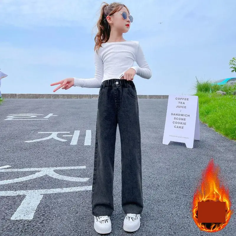 2026 نمط فضفاض غير رسمي للمراهقات جينز سميك للخريف والشتاء مستقيم واسع الساق من قماش الدنيم بنطلون جينز دافئ للأطفال