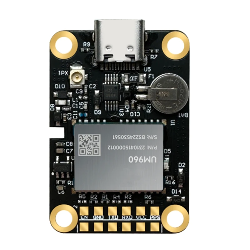 Drone équipé du module RTK GNSS WTRTK-960 en vol, assurant une géolocalisation centimétrique.