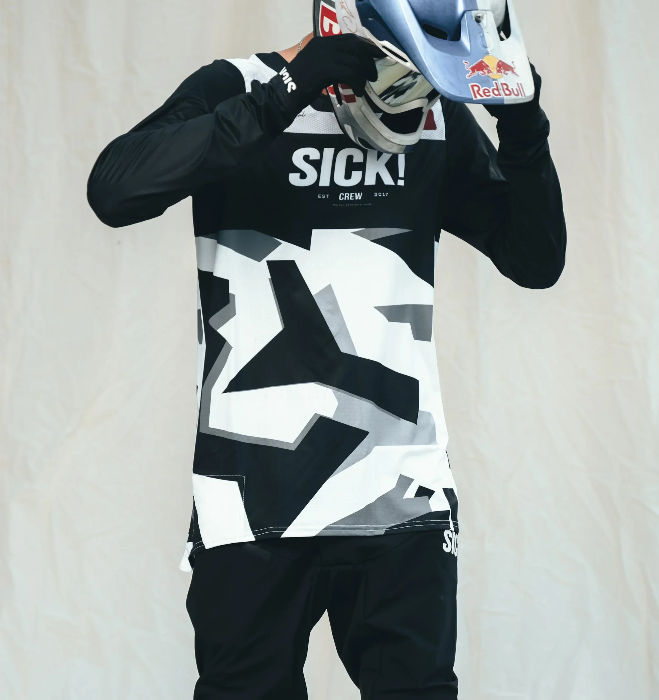 Nuevo traje de carreras de resistencia todoterreno para motocicletas, traje de montar resistente al sol y transpirable