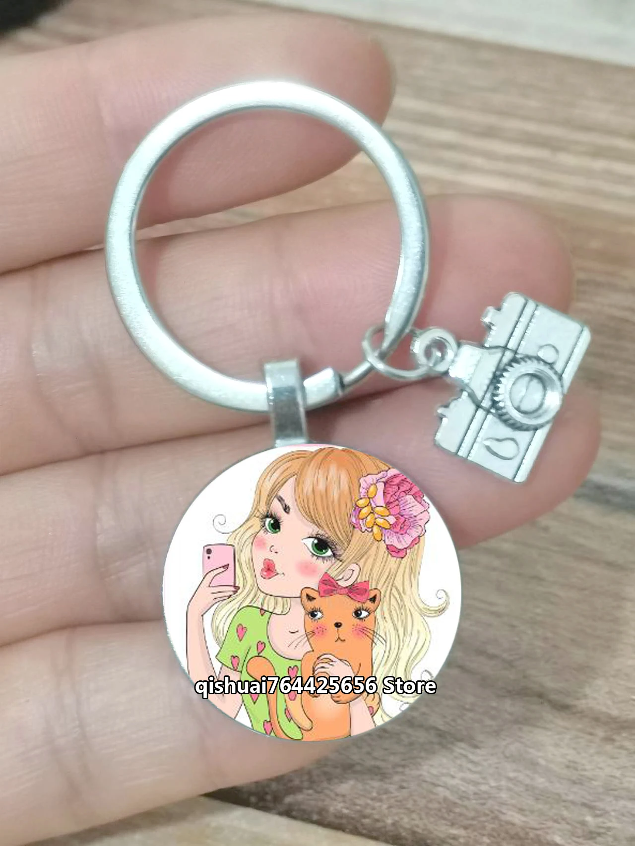 Photo Machine Keychain As A Gift For Photographers And Enthusiasts