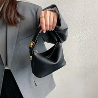 Sac à main simple et rétro, sac à bandoulière, petit sac carré en cuir souple 1