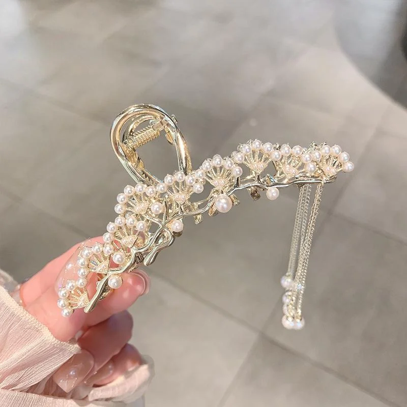 

Women's Hair Clip Pearl Fan Tassel Back of Head Butterfly Clips Fashion Hair Accessories Barrette Hair Supplies