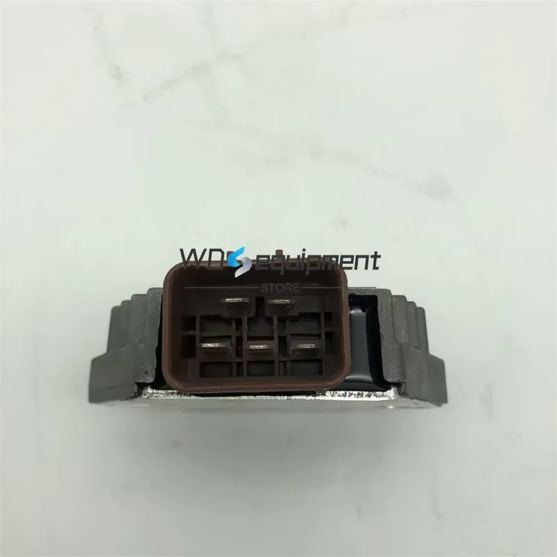 31600-HN5-671 Regulator Rectifier For Honda CBR 1100 XX SC35 VFR 750 750F RC36 SC36 VTR1000F Fourtrax Foreman 400 4X4 1995-2003