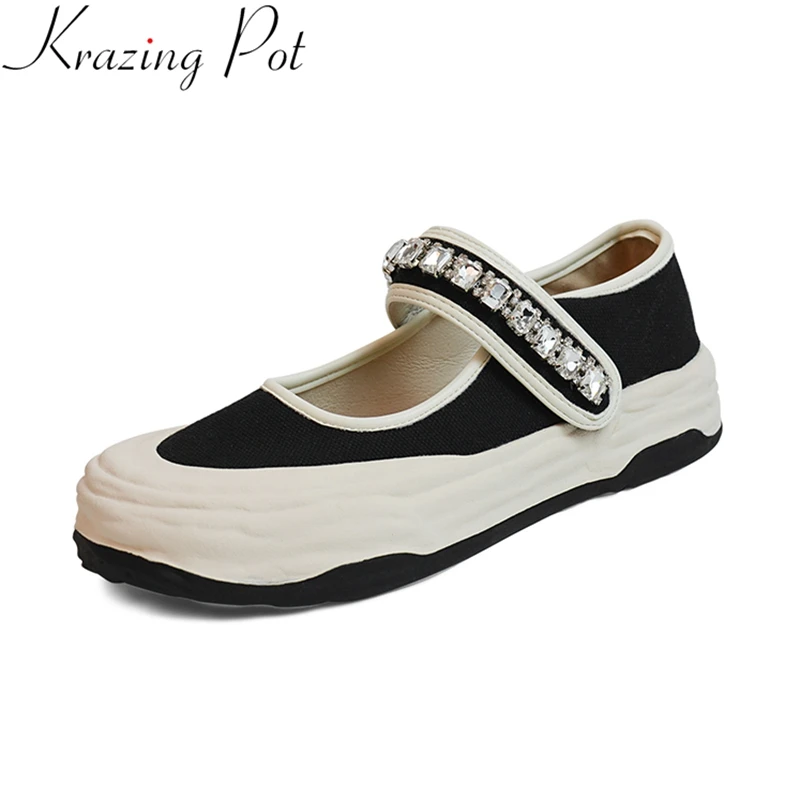 

Женские туфли из ткани с круглым носком, на среднем каблуке