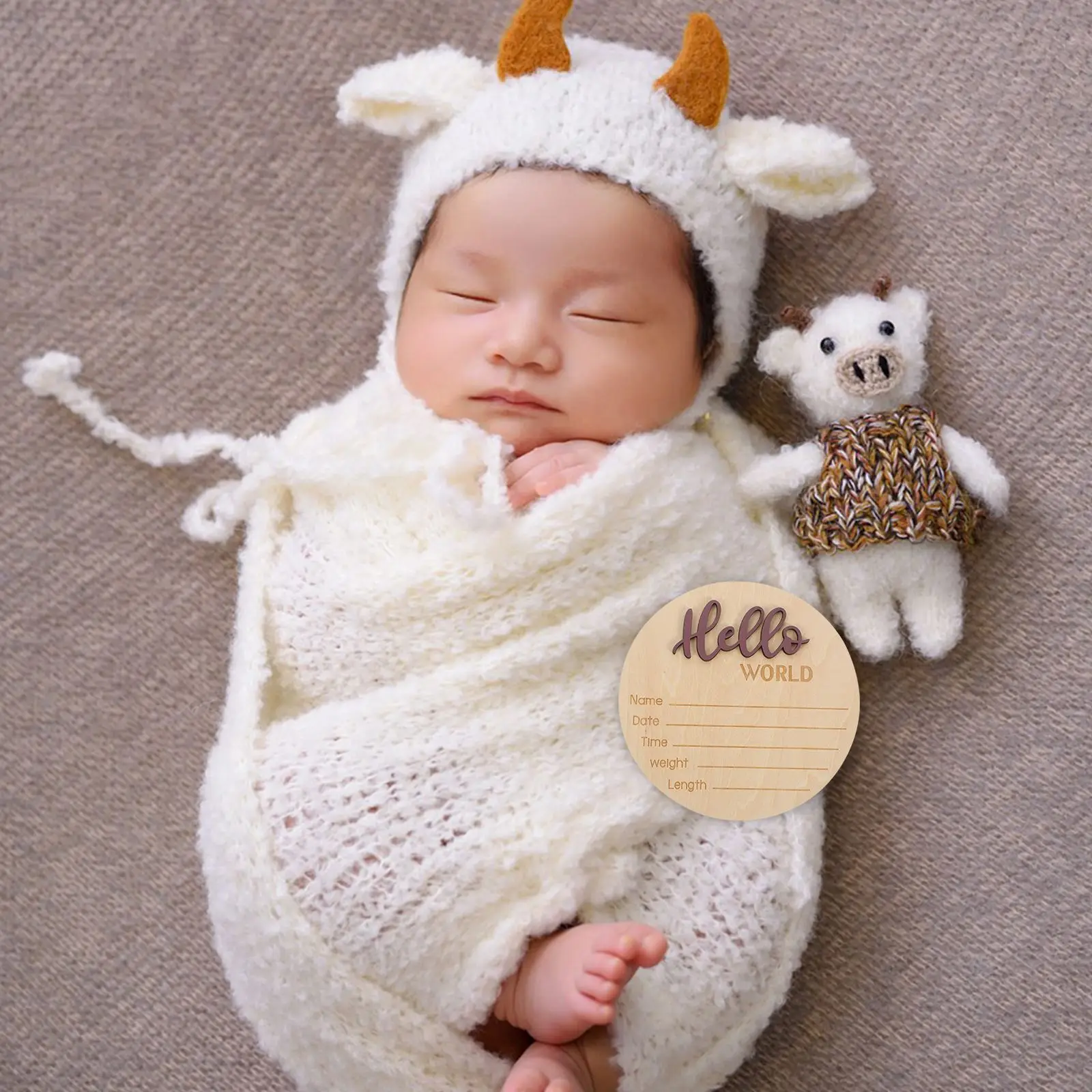 Wooden Baby Monthly Milestone Cards Newborn Souvenirs Sign Photography Prop Wood Birth Announcement Gift