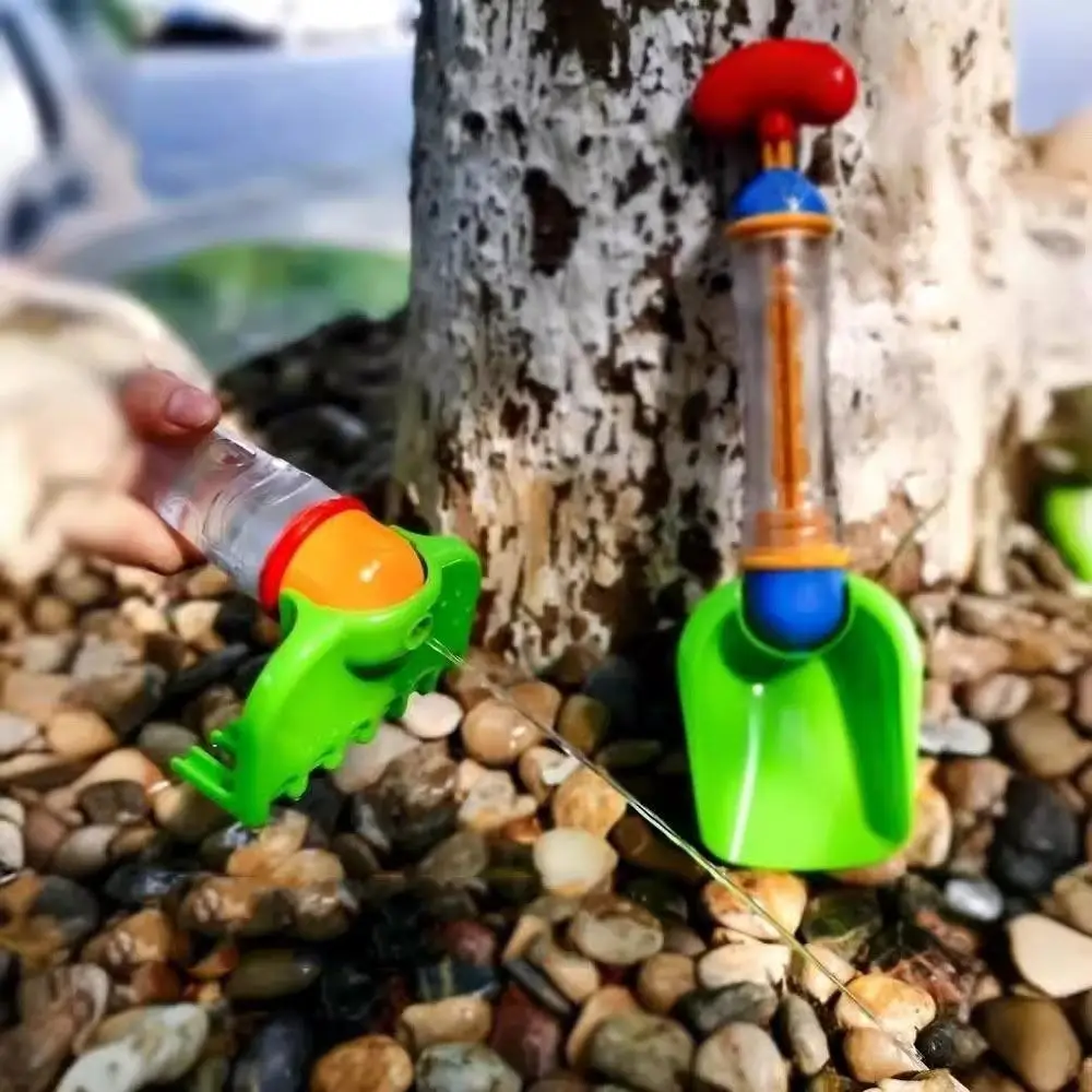 Plastics Water Fights Beach Toys Shovels Rakes Water Spray Toys Cartoon Handheld Pulling Type Sprinkler Toy Songkran