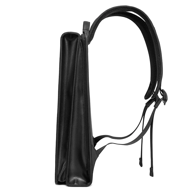 다양한 용도로 사용할 수 있는 스타일리시하고 기능적인 Mochila Bange 노트북 배낭