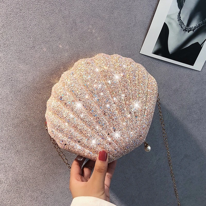 

2023 Bags for Women Fashion Chain Sequined Shoulder Bag for Women Pu Leather Handbags Cute Shell Shape Purse Mini Summer Bag