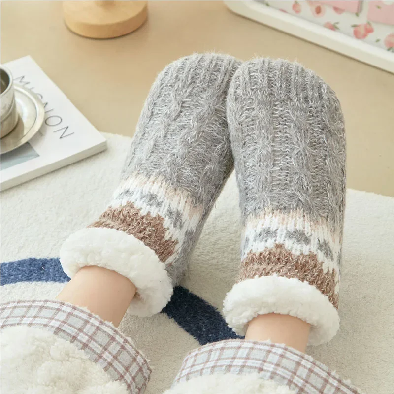 

3 Pairs Wool Blended Warm Women's Socks Autumn Winter Snow Socks Thick Plush Soft Postpartum Non-slip Floor Sleep Socks