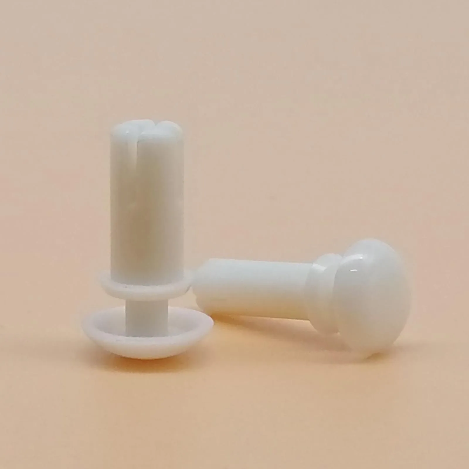 2mm 2.6mm 3mm 3.5mm 4mm 5mm R Type Nylon Plastic Press Rivet Clip Expansion Tube Anchor Plug PC Board Fix rivets and fasteners rivets and screws 50pcs