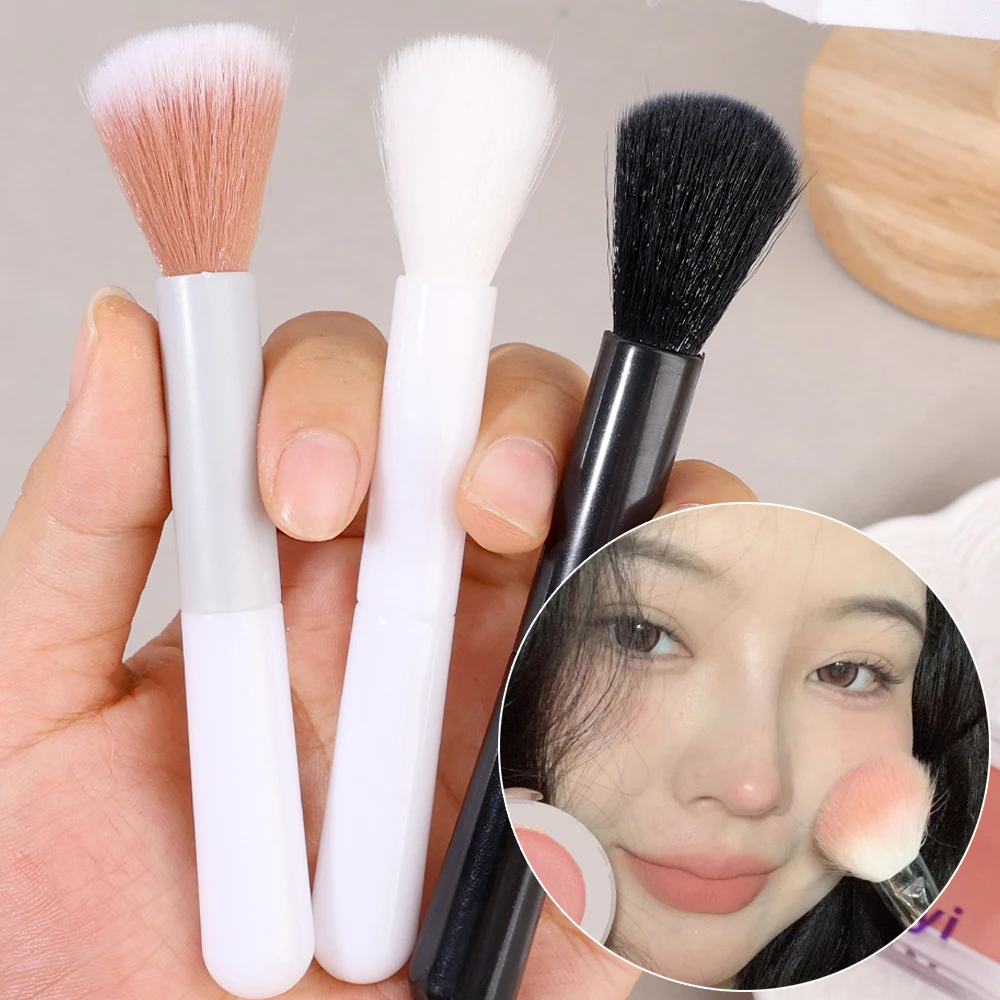 

1PCS Long Handle Professional Makeup Brushes Powder Brush Face Makeup Highlighter Blush Blending Brush Concealer Beauty Tools