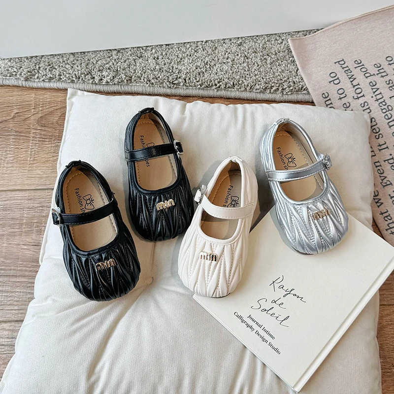 Girls' leather shoes Spring and autumn children's single shoes shallow mouth girl soft soles baby