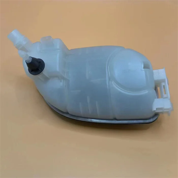 Car Expansion Water Tank for Mercedes-Benz A-Class A180 A200 A260 A45 B180 B200 B260 W246 W176 2465000049 A2465000049 for Wooba
