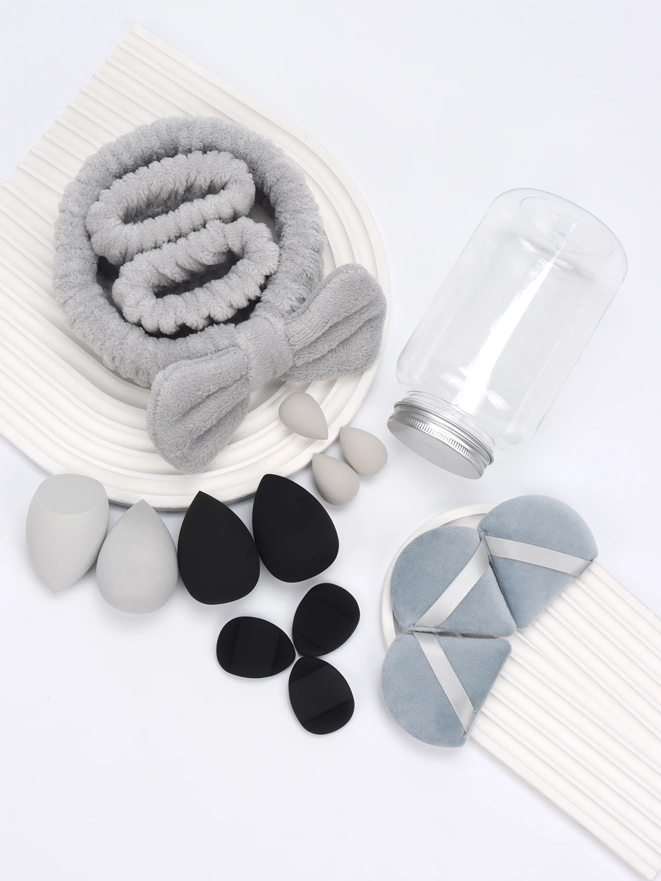 Japanese Style Bow Headband 16-Piece Set, 1 Headband, 2 Wrist Straps, 4 Makeup Sponges, 3 Mini Makeup Sponges, 3 Triangular Loos 4