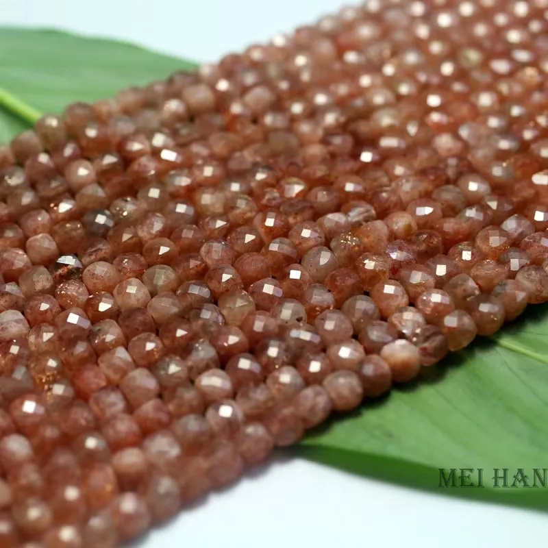 Meihan 천연 탑 골드 선스톤 4mm면 처리 된 큐브 루즈 비즈 쥬얼리 만들기 디자인 선물 DIY