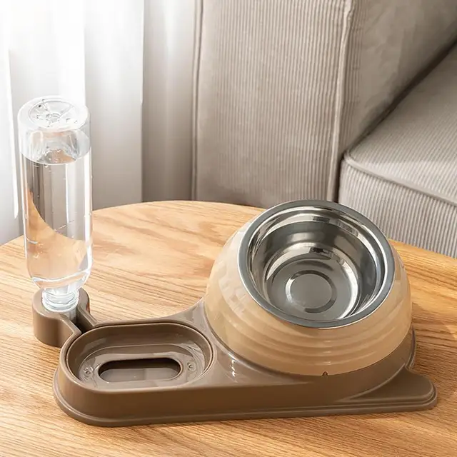 고양이의 건강한 식습관과 수분 유지를 지원하는 물 디펜서 기울어진 고양이 그릇 세트