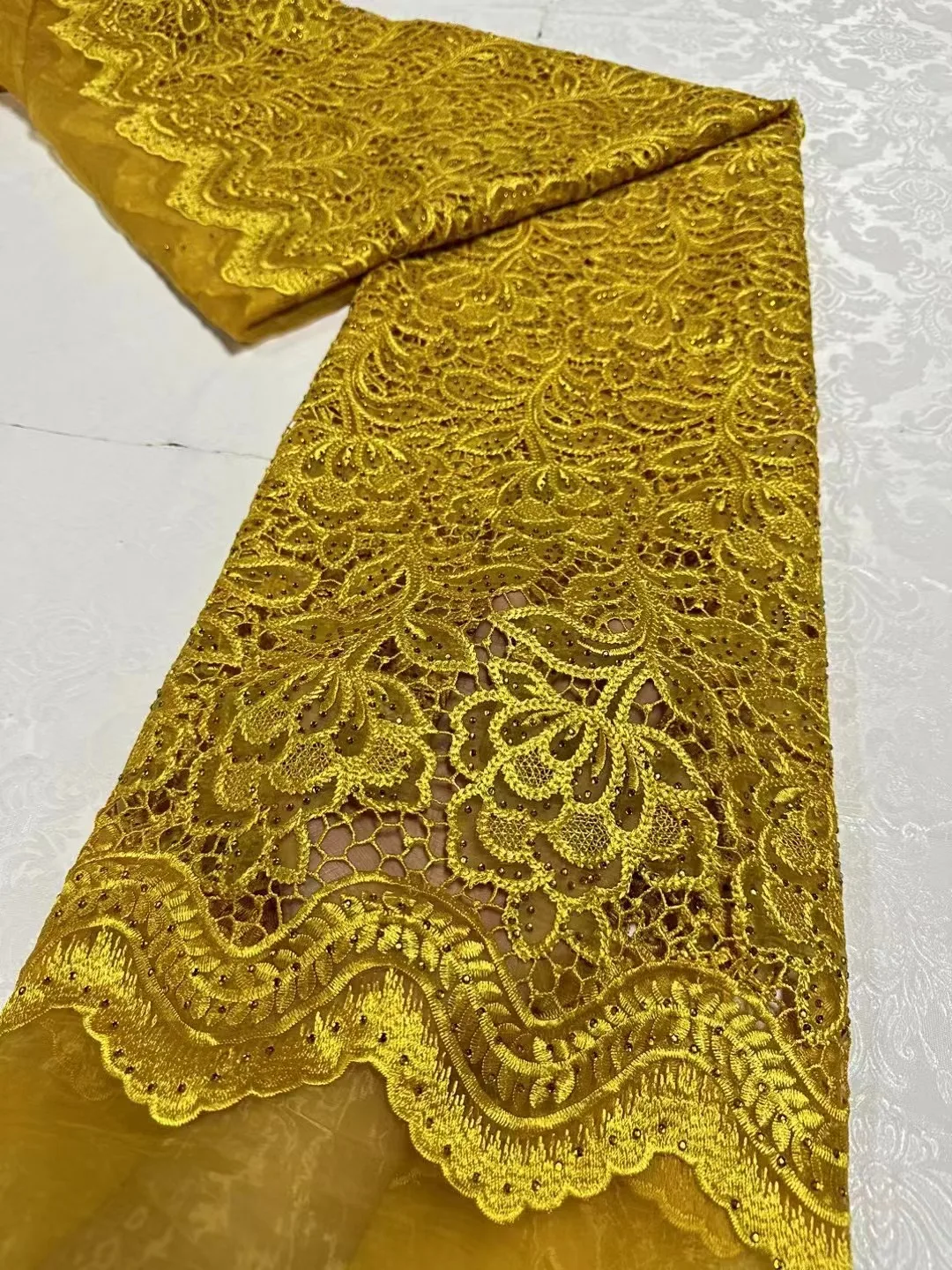 

High Quality African Stones Tulle Embroidered Groom Lace Fabric Guipure Sequins Lace Fabric For Nigerian Wedding Material