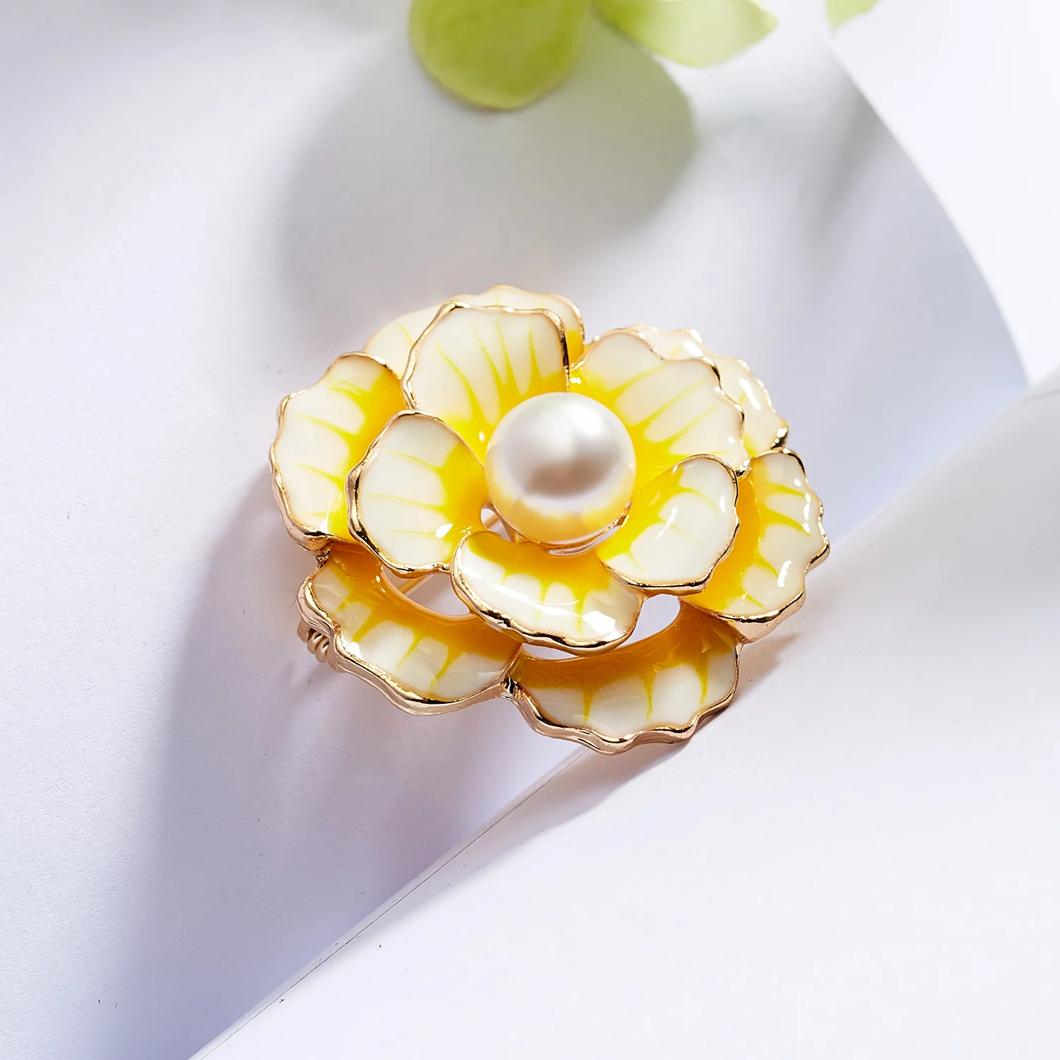 Rinhoo Emaille Perle Blume Broschen Elegante Kamelie Tulip Glocke Orchidee Lotus Bouquet Blütenblatt Green Leaf Revers Pins Hochzeit Schmuck – Detail 27