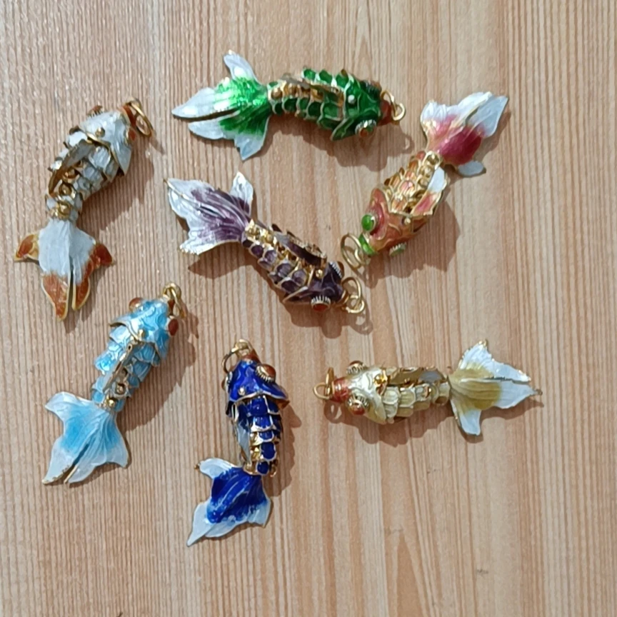 

Handcrafted Cloisonne Filigree Cute Lucky Fish Charm DIY Jewelry Making Supplier Earrings Bracelet Necklace Pendants Wholesale