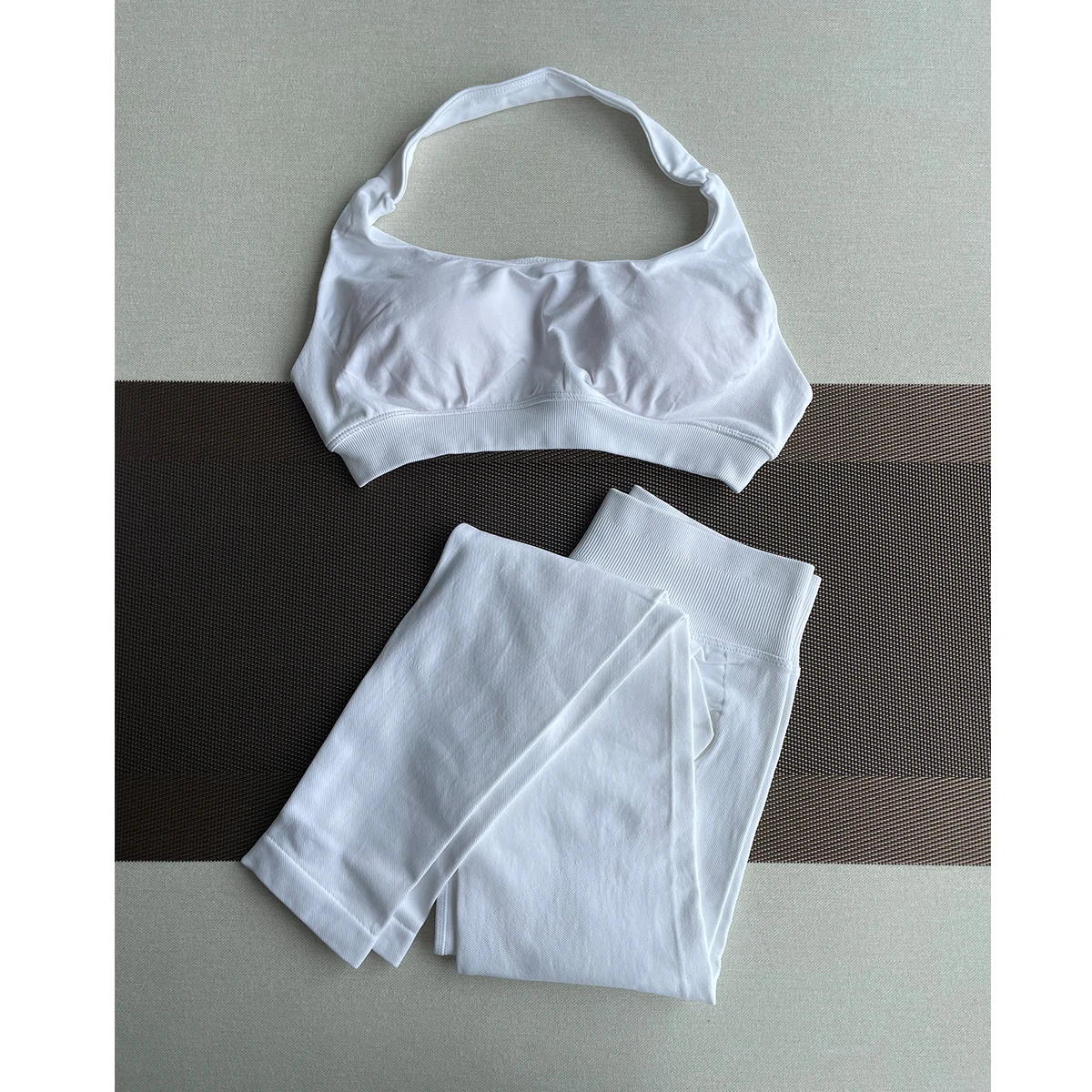 White 2PCS