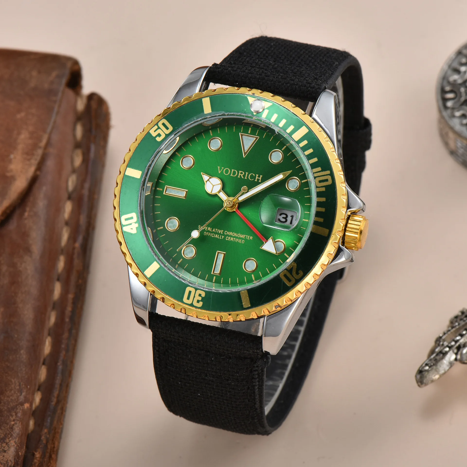 2022 New Men Sport Watch Alloy Quartz Wristwatch Man Business Casual