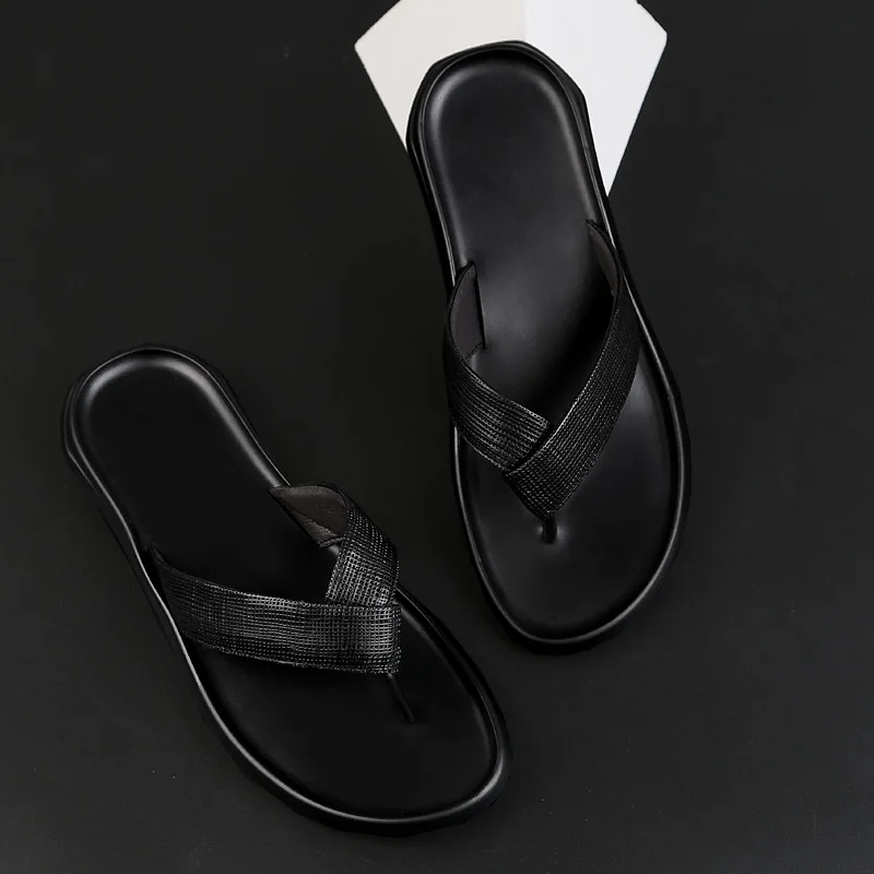 

Handmade Leather Mens Slippers Summer Fashion Men Flip Flops Breathable Outdoor Slides Comfortable Male Lazy Shoes Comfy Flats