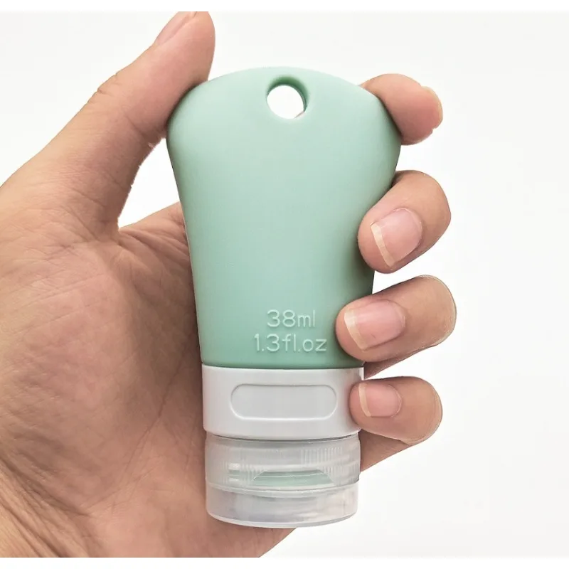 Рисунок 4 - Силиконовая Бутылка для путешествий