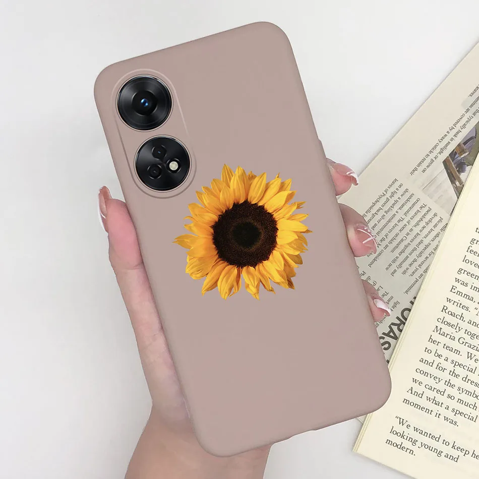 Fashionable Heart & Flower Cat Design Silicone Shockproof Phone Case - Frosted Back Cover