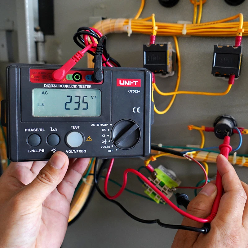 UNI-T UT582+ Digital RCD Tester - Auto Ramp Circuit Breaker Meter With Safety Features