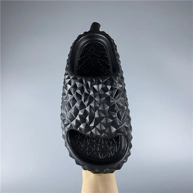 

2024 Sandals Indoor Slipperes Shoes Men Luxury Sneakers Sports Small High Brand Play