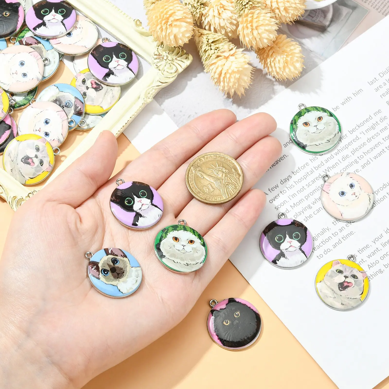 PandaHall 32 pcs 8 Styles Pet Cat Charms Enamel Cute Cat Tag Charms Pendants for Necklace Bracelet Earring Jewelry
