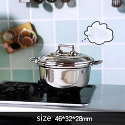 Miniature Metal Casserole Cookware for Dollhouse Kitchen Decor (B)