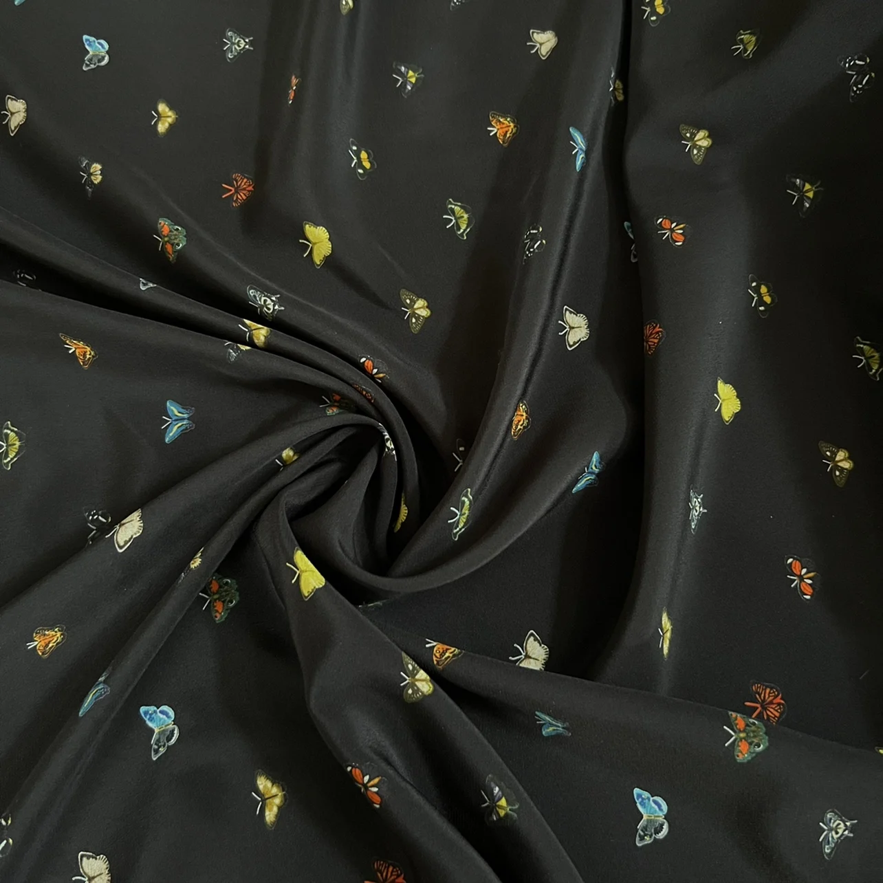

1 meter 100% Mulberry Silk 20 momme Crepe Silk Fabric Black Butterfly Printed 138cm 54" wide by the yard XX033