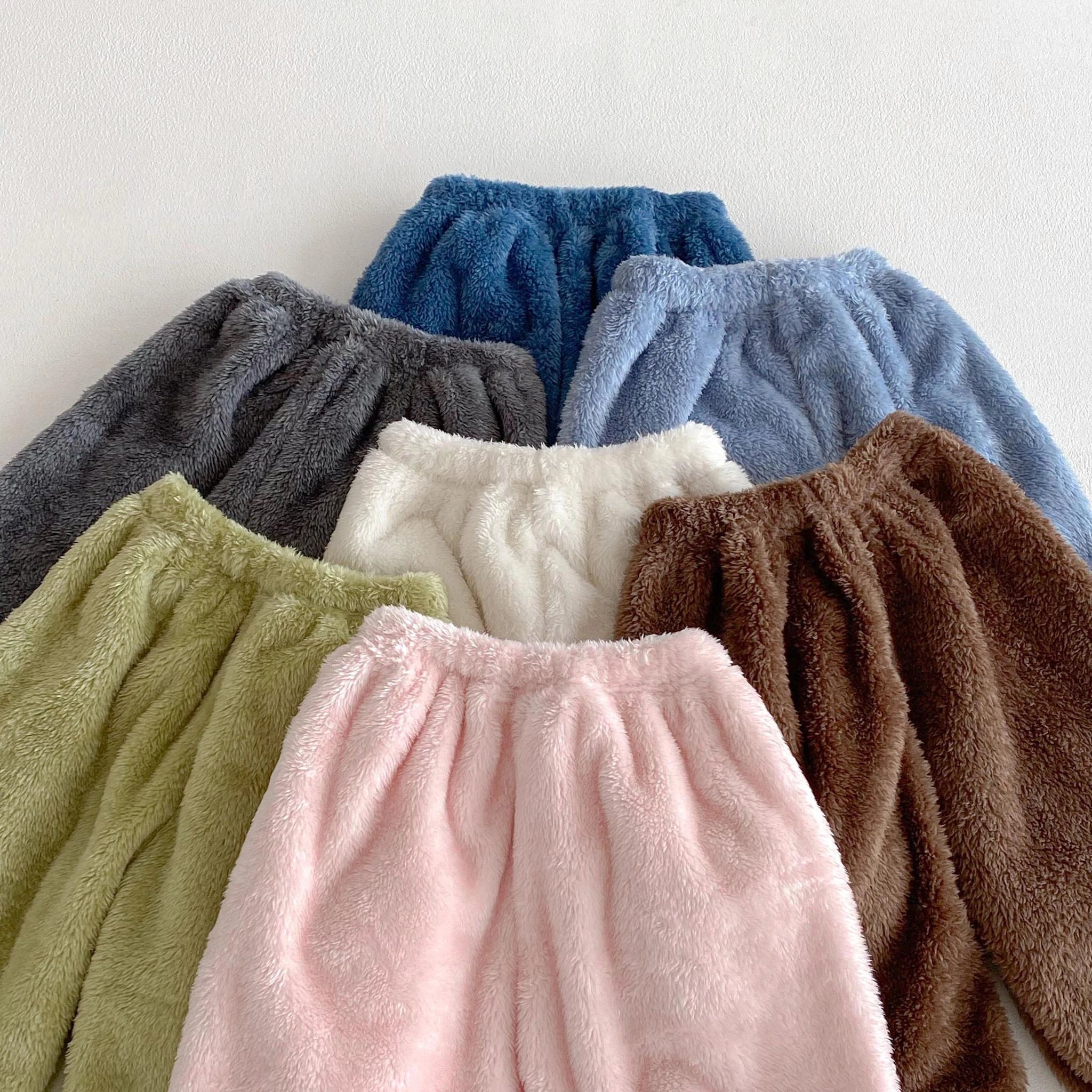 طفل الكورية نمط العصرية أفخم السراويل الشتاء الدافئة الصوف السراويل للجنسين بنين بنات موضة ملابس منزلية غير رسمية في الهواء الطلق بانت شعبية