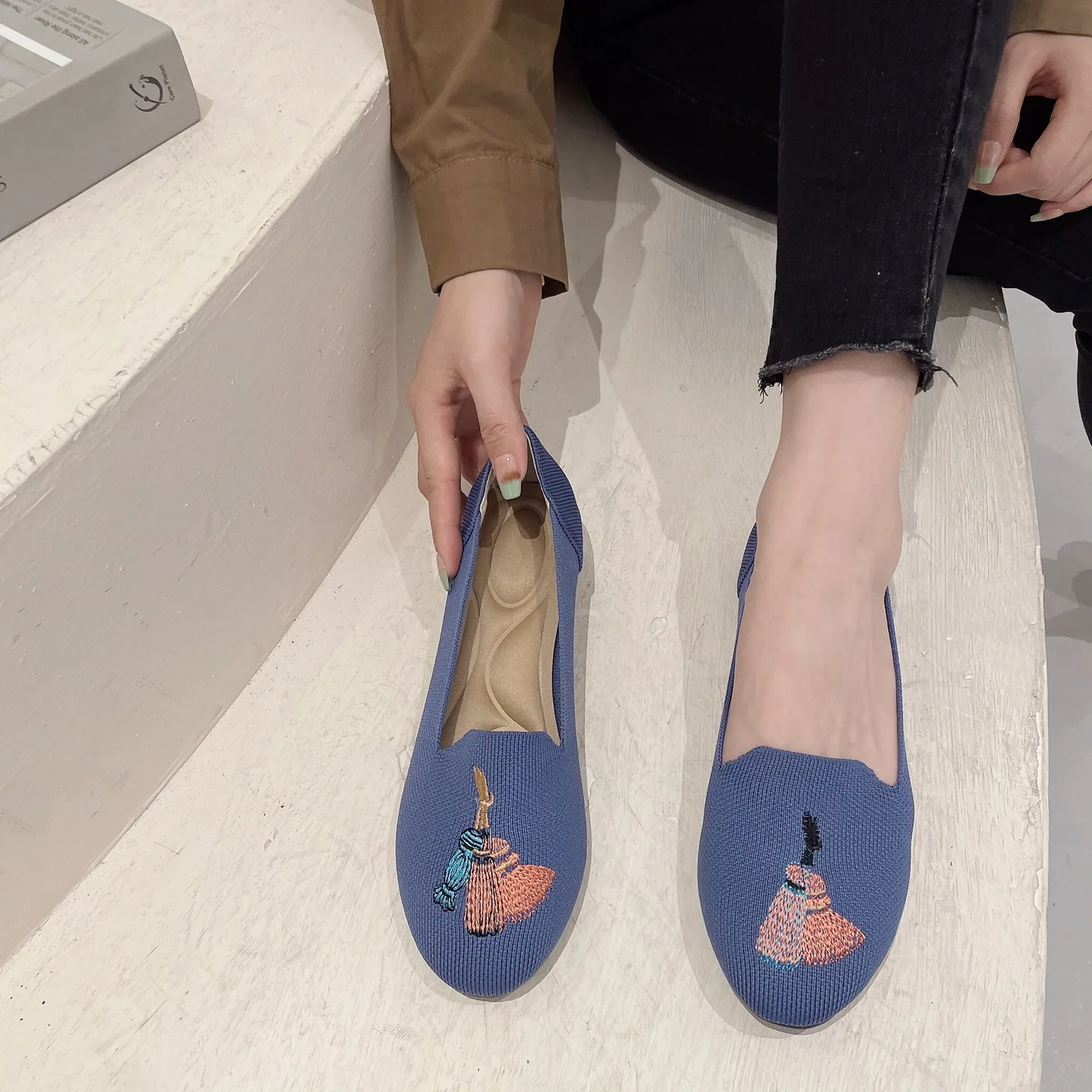 Women Flat Knitted Shoes Fashion Round Toe Women's Slip on Flat Casual Shoes Ballet Shoes Female Light Comfort Shoes Zapatillas 4