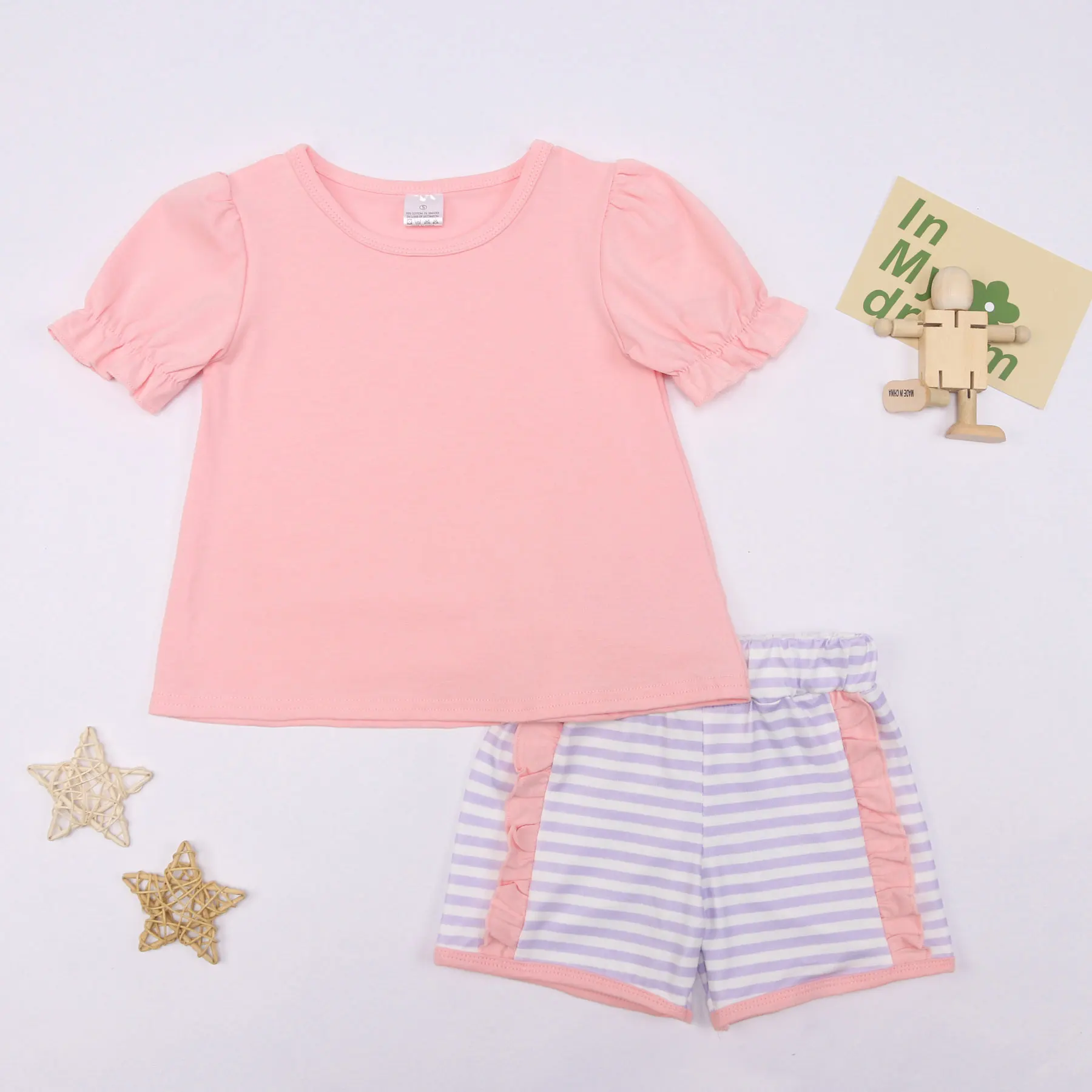 

Детская одежда, комплект одежды для маленьких девочек, хлопковый костюм из 2 предметов, боди с вышивкой и именем на заказ, футболка, розовые шорты для детей