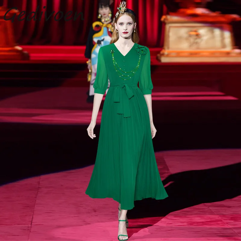 

Gedivoen Summer Fashion Runway Vintage Pleated Dress Women V-Neck Button Beading Appliques High Waist Frenulum Party Long Dress