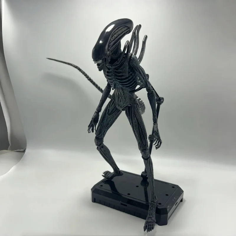 特撮 NECA Alien: Covenant - 7&quot; Scale Action Figure - Xenomorph Action Figure Amazon.com: NECA Alien: Covenant - 7