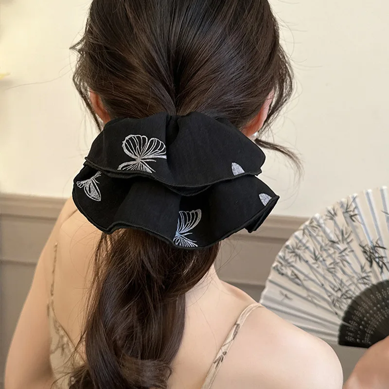 1PC Autumn Winter Elegant Scrunchies-Floral&Ruffled Edge Hair Ties for Women,Black&Beige Hair Accessories, Perfect for Daily