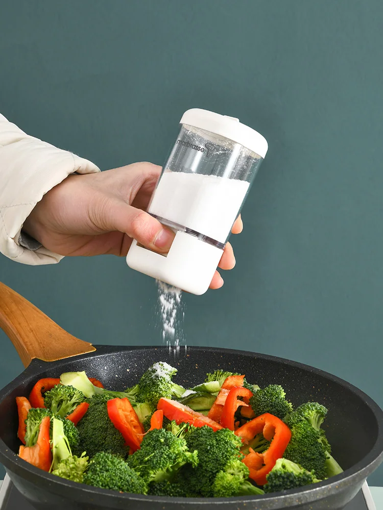 

Quantitative Control Salt Shaker, Kitchen Push-type Seasoning Bottle, Rotatable Sealed Seasoning Box