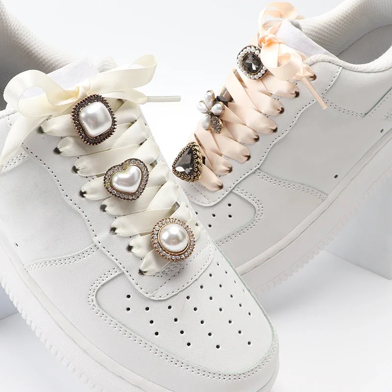 1PCS Pearl Rhinestones Buckle Shoelaces Decoration Shoe Accessories DIY Shoe Charms Design Exquisite Vintage Button Accessories