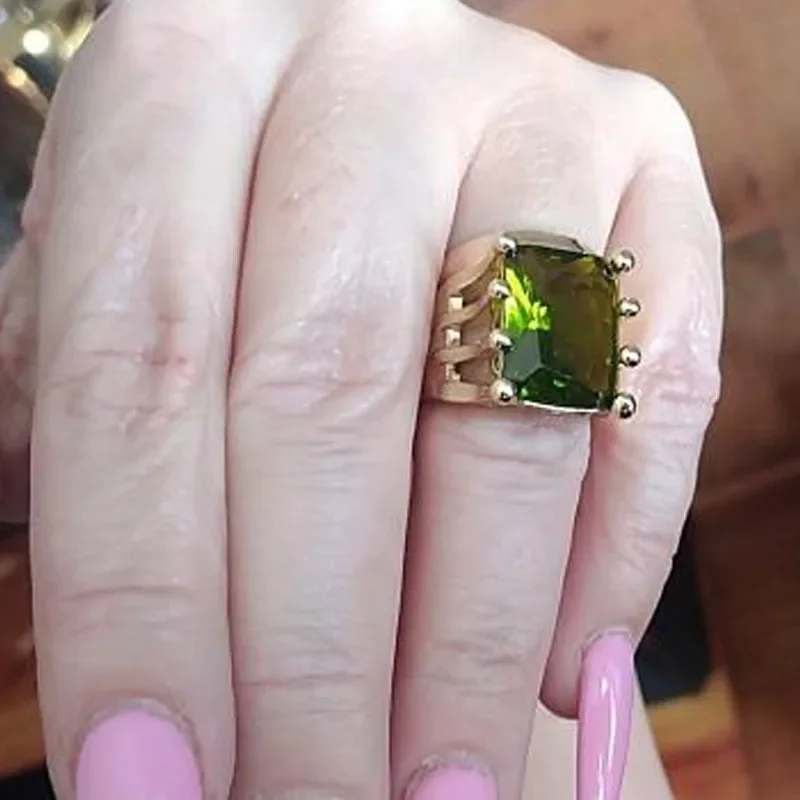 Ladies Emerald Sapphire Ring Romantic Classic Drop Valentine's Day Gift