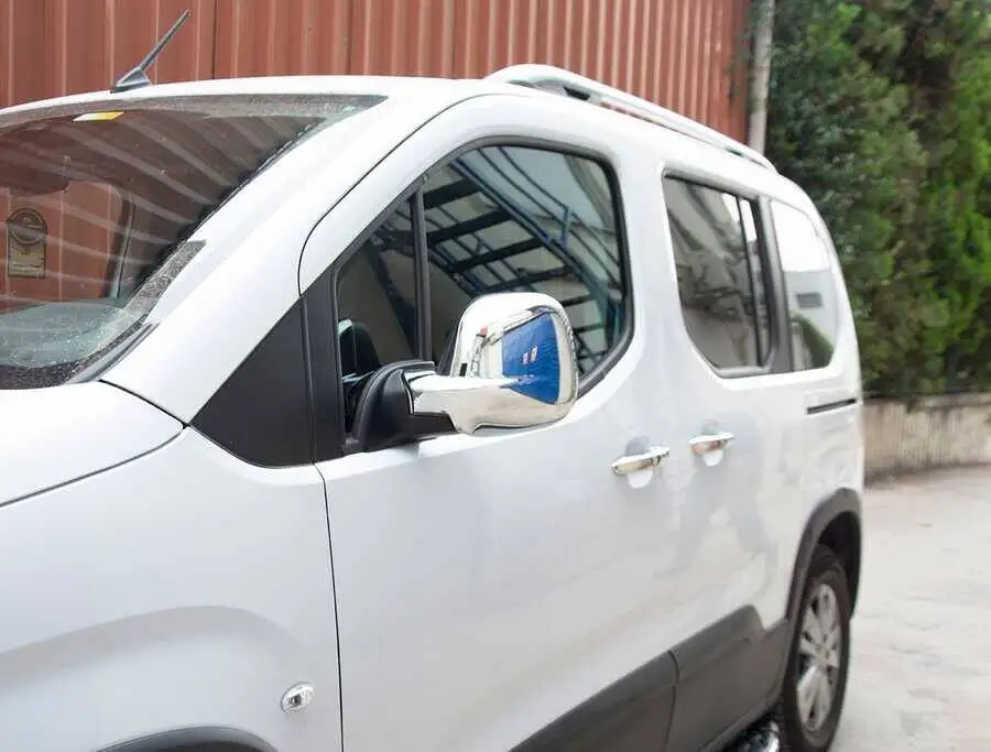 

Opel Vivaro Mirror Covers (2019 2022) -2 Pcs. -- St. Steel